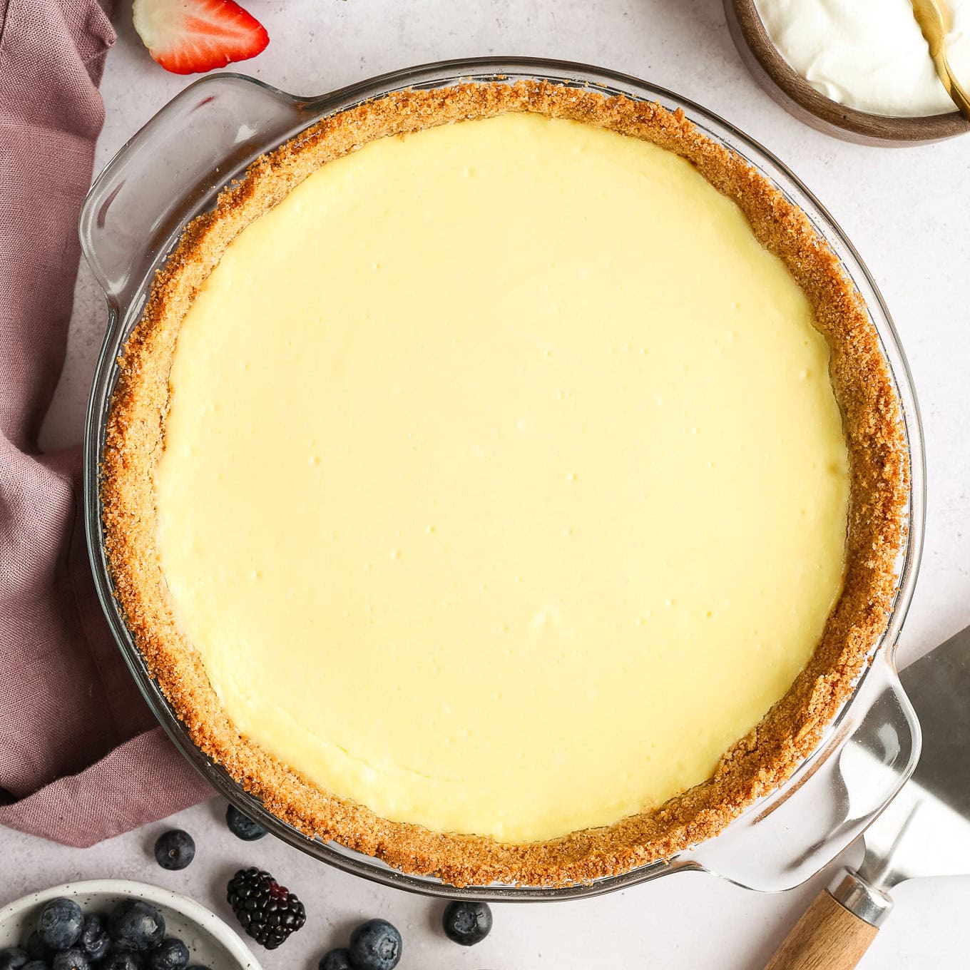 Easy Cheesecake Pie: No Water Bath & Beginner-Friendly Recipe